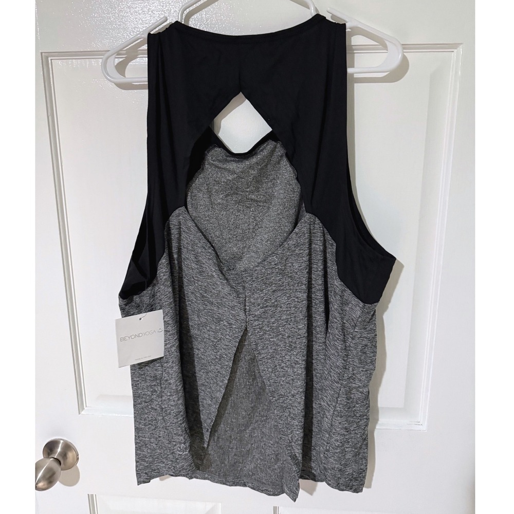 Beyond Yoga Womens 2X Tank Top Black Gray Heathered Open Back Cutout NWT - Picture 2 of 4